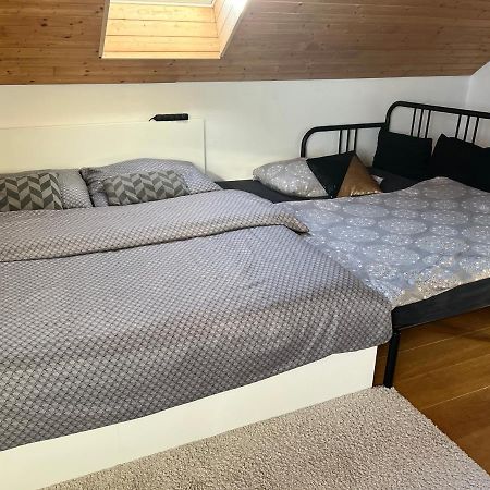 "Stone'S Throw" Krumlov 5 Min By Car, Lipno 15 Min By Car, 2 Bdrooms,Playroom Kájov Εξωτερικό φωτογραφία