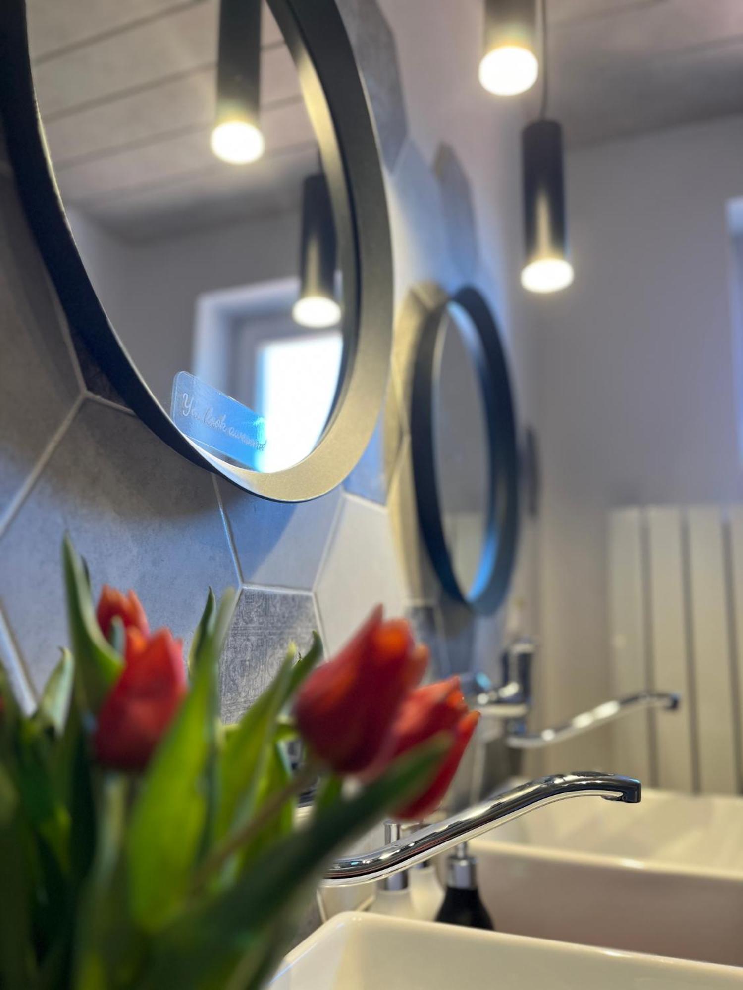 "Stone'S Throw" Krumlov 5 Min By Car, Lipno 15 Min By Car, 2 Bdrooms,Playroom Kájov Εξωτερικό φωτογραφία
